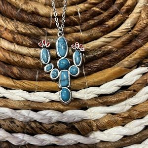 3/$18 RSVP Turquoise/Red Cactus Necklace - New - Lot 1015